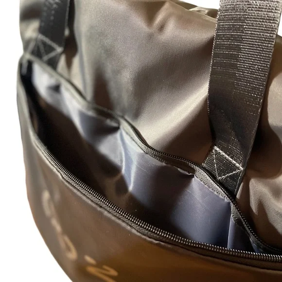 Extendable CO2 Gym Tote - Picture 3 of 6